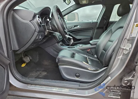 2017 Mercedes-Benz Gla 250 z USA, uszkodzony, nr VIN WDCTG4EB9HJ332786